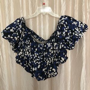 Puff sleeve crop top